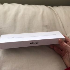 apple pencil (BARELY USED//  PERFECT CONDITION)